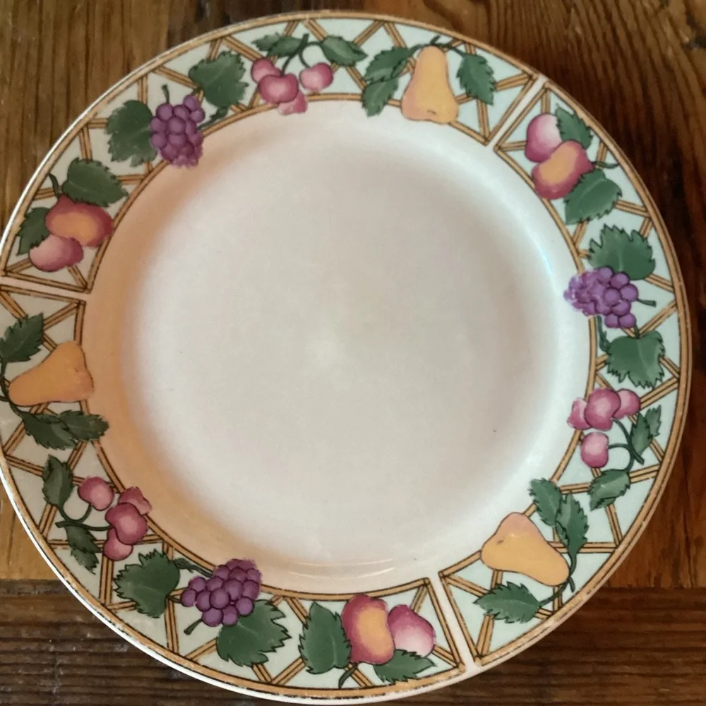 Sakura Trellis Fruits Vintage Plates - set of 4 - stoneware